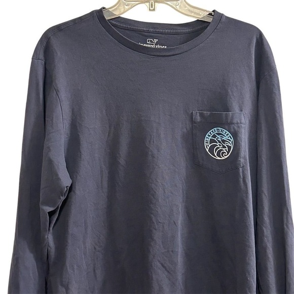 Vineyard Vines Men's Navy Blue Marlin Crest Long-Sleeve Pocket Tee Size L - Picture 2 of 9